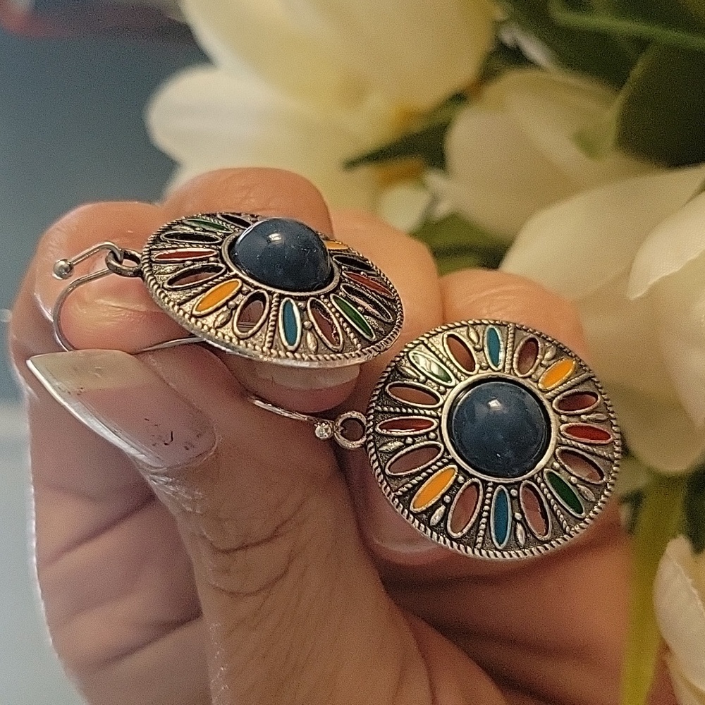 Navajo style rings with a lacquer inlay supper dangly earrings